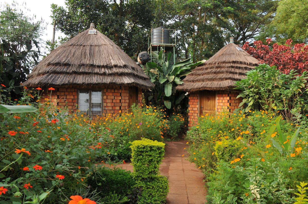 โรงแรมนิว คอร์ท วิว Masindi ภายนอก รูปภาพ